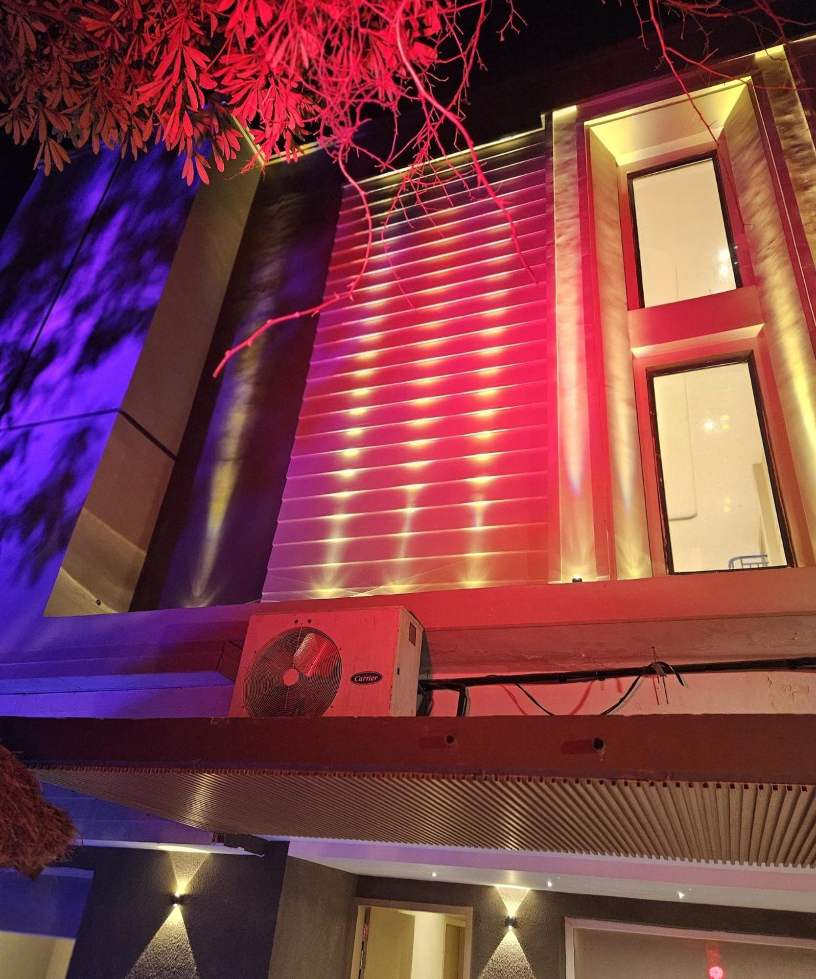 Virasat Villa & Banquet Hall 坎普尔 外观 照片